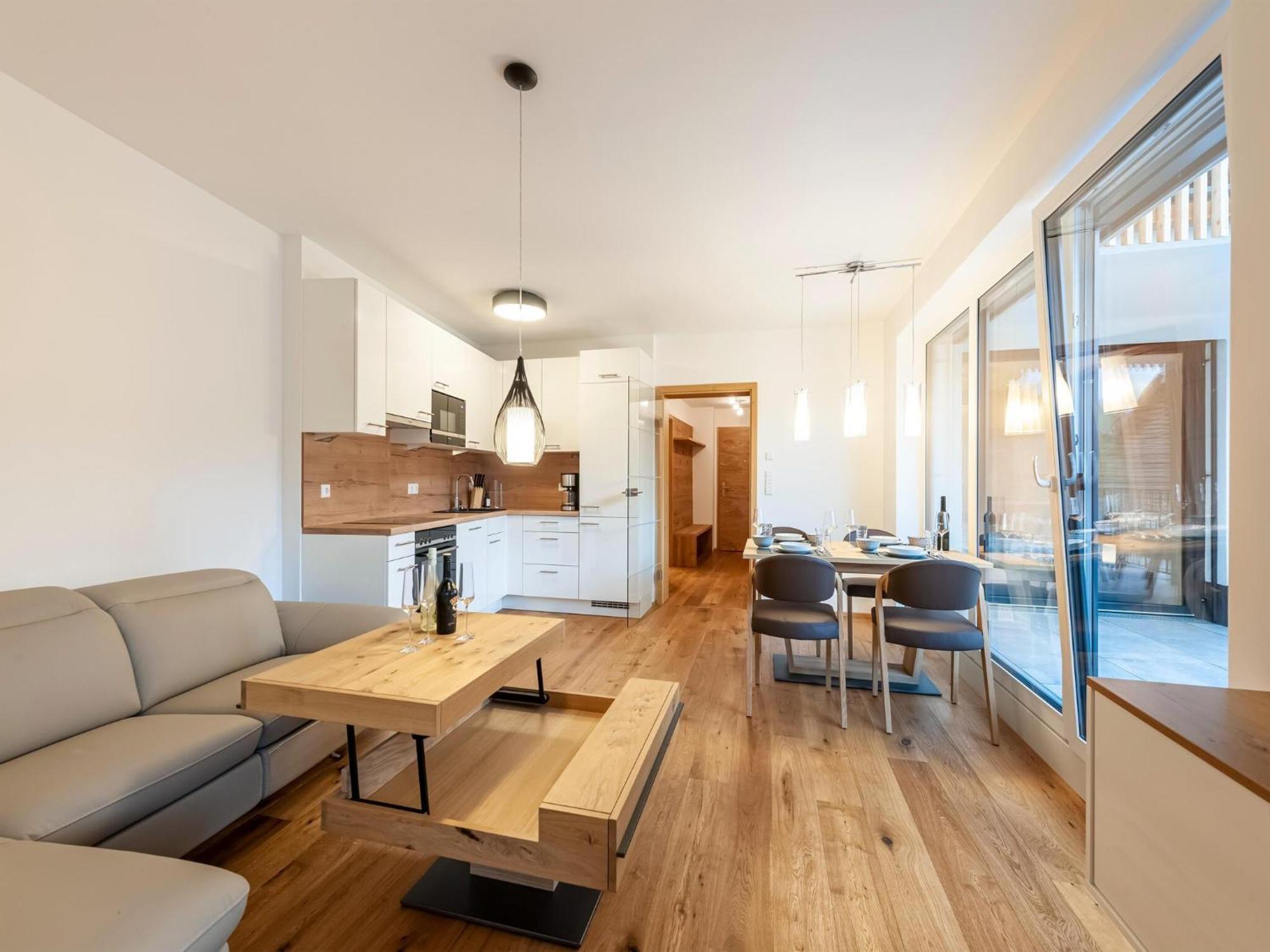 Apartment In Groebming Near Skiing And Hiking Area 그뢰브밍 외부 사진